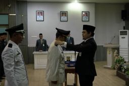Bupati HST lantik 19 pejabat untuk tingkatkan pelayanan masyarakat