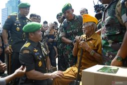 Kasad minta jangan kaitkan kasus penganiayaan relawan dengan netralitas TNI