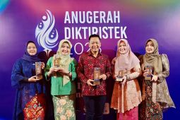 USU gondol tiga emas di Anugerah Diktiristek 2023