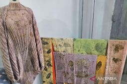 Ecoprint, tren fesyen mempercantik kain dengan keajaiban daun