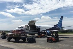 Pesawat Trigana Air gagal terbang akibat ban pecah