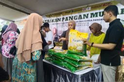 Bulog datangkan beras impor untuk tambah cadangan pangan Tulungagung
