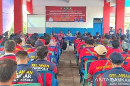 Pemkot Bengkulu beri edukasi 400 relawan kebakaran