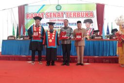 Ketua DPRD Lampung hadiri wisuda Sekolah Tinggi Agama Islam Al-Maarif Kalirejo