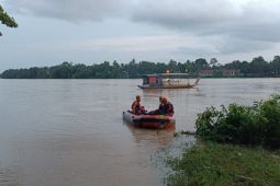 Warga yang terjatuh di Sungai Batanghari Jambi ditemukan selamat