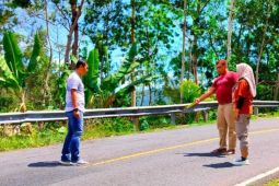 Panwaslu Trenggalek dibegal saat tertibkan alat peraga kampanye