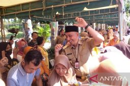 Pemkab Bangkalan salurkan bansos pada masyarakat miskin ekstrem