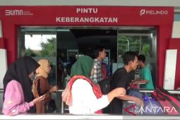 Arus penumpang di Pelabuhan Tanjung Perak naik 20 persen