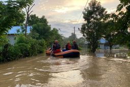 Tim SAR gabungan evakuasi 150 KK korban banjir di Kabupaten Bungo