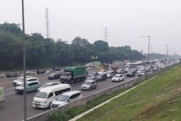 Jalur fungsional tol Jakarta-Cikampek II Selatan dioperasikan