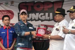 Anies kritik soal SGIE versi Gibran, begini tanggapan santai Kaesang