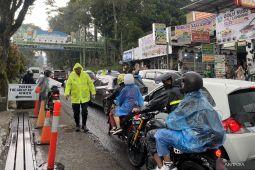 20.599 kendaraan masuk Lembang saat libur Natal 2023