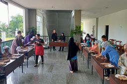 Spesial Liburan, Swiss BelHotel Pangkalpinang gelar "class cooking" anak-anak