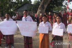 Menghilangkan rasa dahaga di Malaka NTT