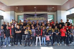 Ratusan Anggota Komunitas Motor "Geruduk" Kantor Universitas Terbuka Ambon