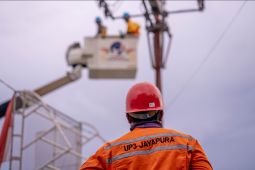 Warga diminta perhatikan jarak aman kembang api dengan  JTM