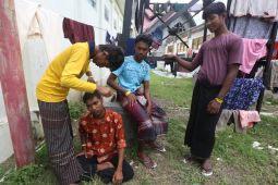 Pengungsi Rohingya ada yang miliki KTP Indonesia, ngaku dibuat di Medan - Video