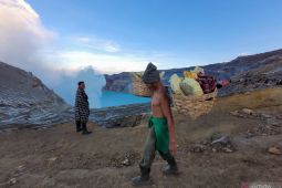Kunjungan ke Kawah Ijen ditutup sementara untuk evaluasi tahunan