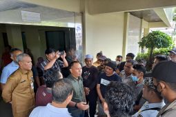 Pemkab-DPRD HST bahas pengesahan Raperda pajak dan retribusi