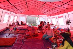 Kemensos kirimkan logistik dan shelter untuk korban gempa di Sumedang