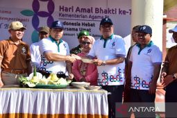 Gubernur minta Kemenag Gorontalo jaga pemilu dari politik identitas