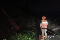 Hujan deras picu longsor di Kabupaten Sukabumi