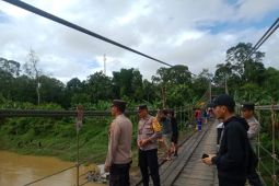 Polres Tabalong cari bocah diduga tenggelam di Desa Kitang