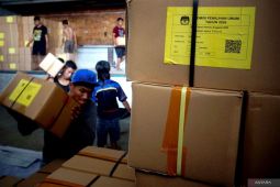 Kedatangan surat suara Pemilu di Tulungagung