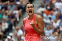 Sabalenka selamat dari tekanan petenis remaja untuk bertahan di Madrid Open