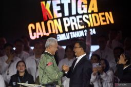 Pengamat Unej: Anies dan Ganjar kuasai materi debat ketiga