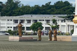 Wakil Bupati Mimika harapkan ASN bekerja lebih baik di 2024