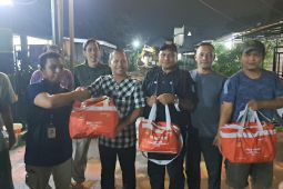 Kementerian Sosial ganti paket bantuan  perlengkapan keluarga kadaluwarsa korban banjir