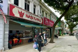Menikmati nasi kapau khas Minang di pusat kota Kuala Lumpur