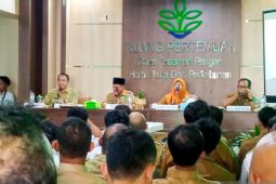 Bupati Situbondo minta penyuluh fokus penanaman padi BK 01 dan 02