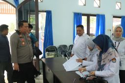 KPU Tabalong temukan ribuan surat suara Pemilu 2024  cacat