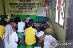 Anggota DPRD Kalsel Karlie nyatakan tiap WNI harus berpedoman Pancasila