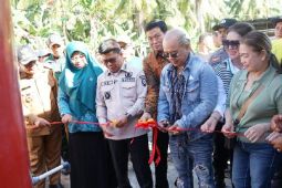 Sambas ajak pengusaha bangun infrastruktur desa