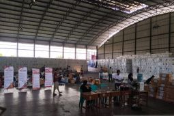 KPU Sampang libatkan pekerja lokal pelipat surat suara