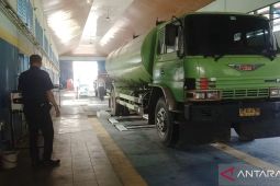 Uji KIR digratiskan, puluhan kendaraan padati UPT PKB Dishub Metro