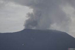 Warga diimbau jauhi radius 4,5 kilometer Gunung Marapi