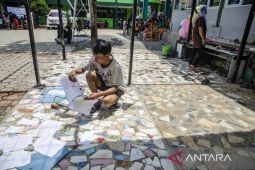 Pengungsi banjir di Dayeuhkolot Kabupaten Bandung