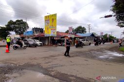 Personel Polres Tapin cegah kepadatan jamaah Haul Guru Sekumpul