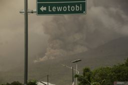 Bandara Wunopito di Lembata ditutup akibat erupsi Gunung Lewotobi