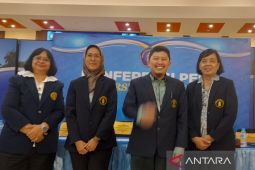 Empat profesor UB kompak bahas keamanan pangan dalam pengukuhannya