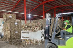 Gubernur Bali masih beri kesempatan pengelola TPST Kertalangu bekerja optimal