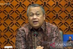 BI prediksi bunga Fed AS turun 75 basis poin di 2024