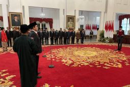 Presiden lantik anggota KPPU di Istana Negara