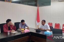 Pelni Ambon ingatkan awak kapal penumpang  tidak buang sampah ke laut