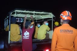 Tim SAR perkuat pengawasan sektoral enam kilometer dari Gunung Lewotobi