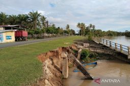 Pemkab Mukomuko minta BWS perbaiki tanggul Sungai Selagan yang rusak